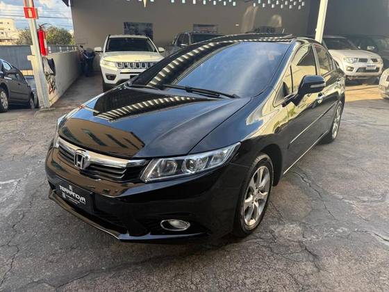 HONDA CIVIC 1.8 EXS 16V FLEX 4P AUTOMÁTICO HONDA CIVIC 1.8 EXS 16V FLEX 4P AUTOMÁTICO
